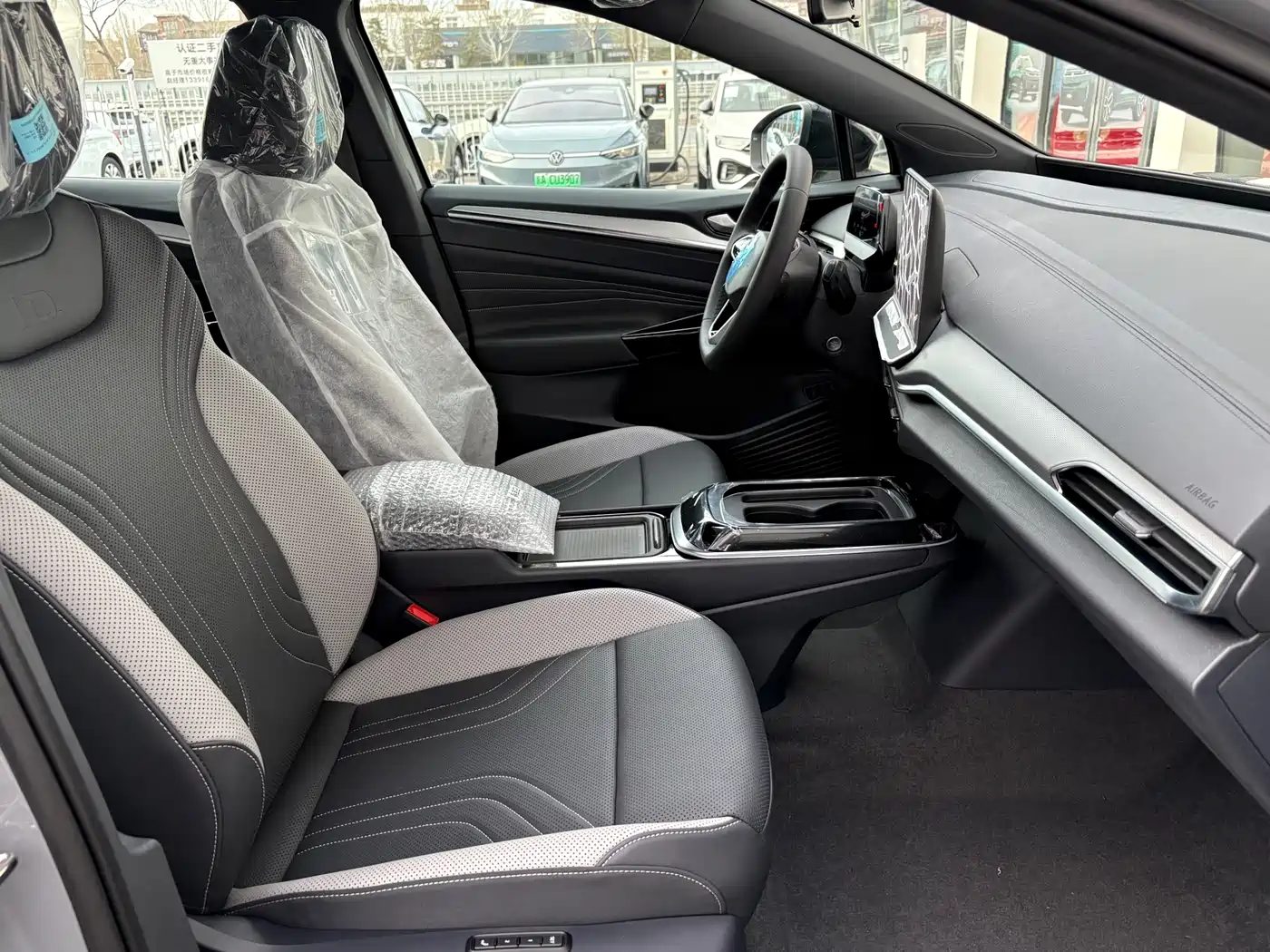 Volkswagen ID.4 CROZZ 2026 Dark Knight PRO Edition фото 11