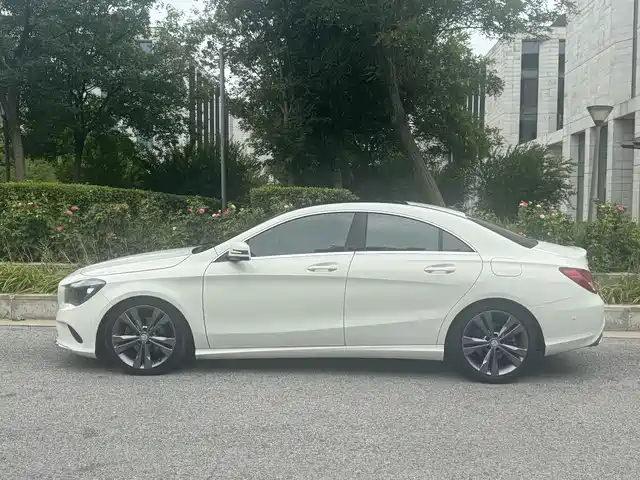 Mercedes-Benz CLA (Import) 2016 CLA 200 Sport — фото 3