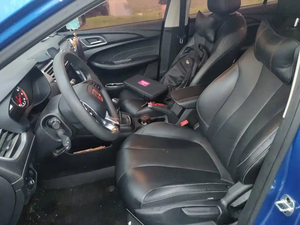 Roewe i5 2019 2019 1.5L Manual 4G Langhao Edition