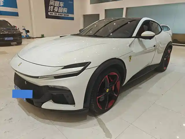 Ferrari Purosangue 2024