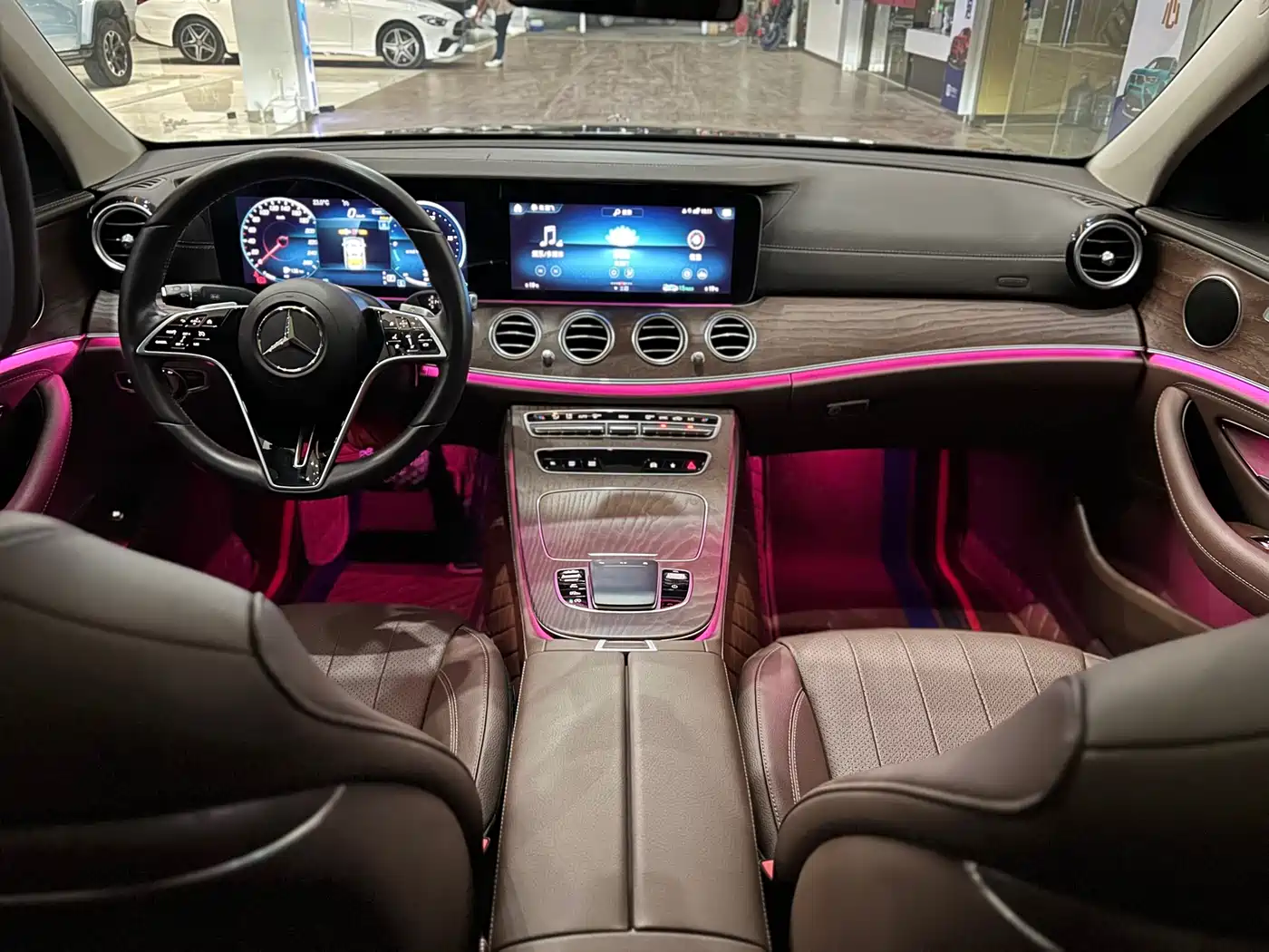 MERCEDES-BENZ E CLASS