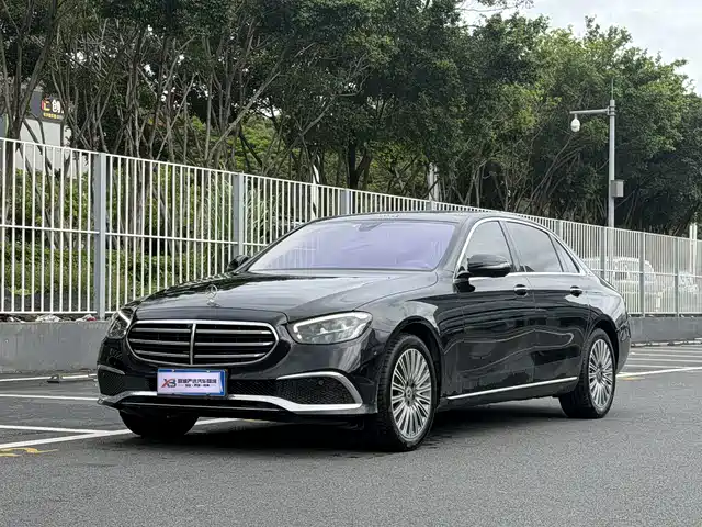 Mercedes-Benz E-Class 2023