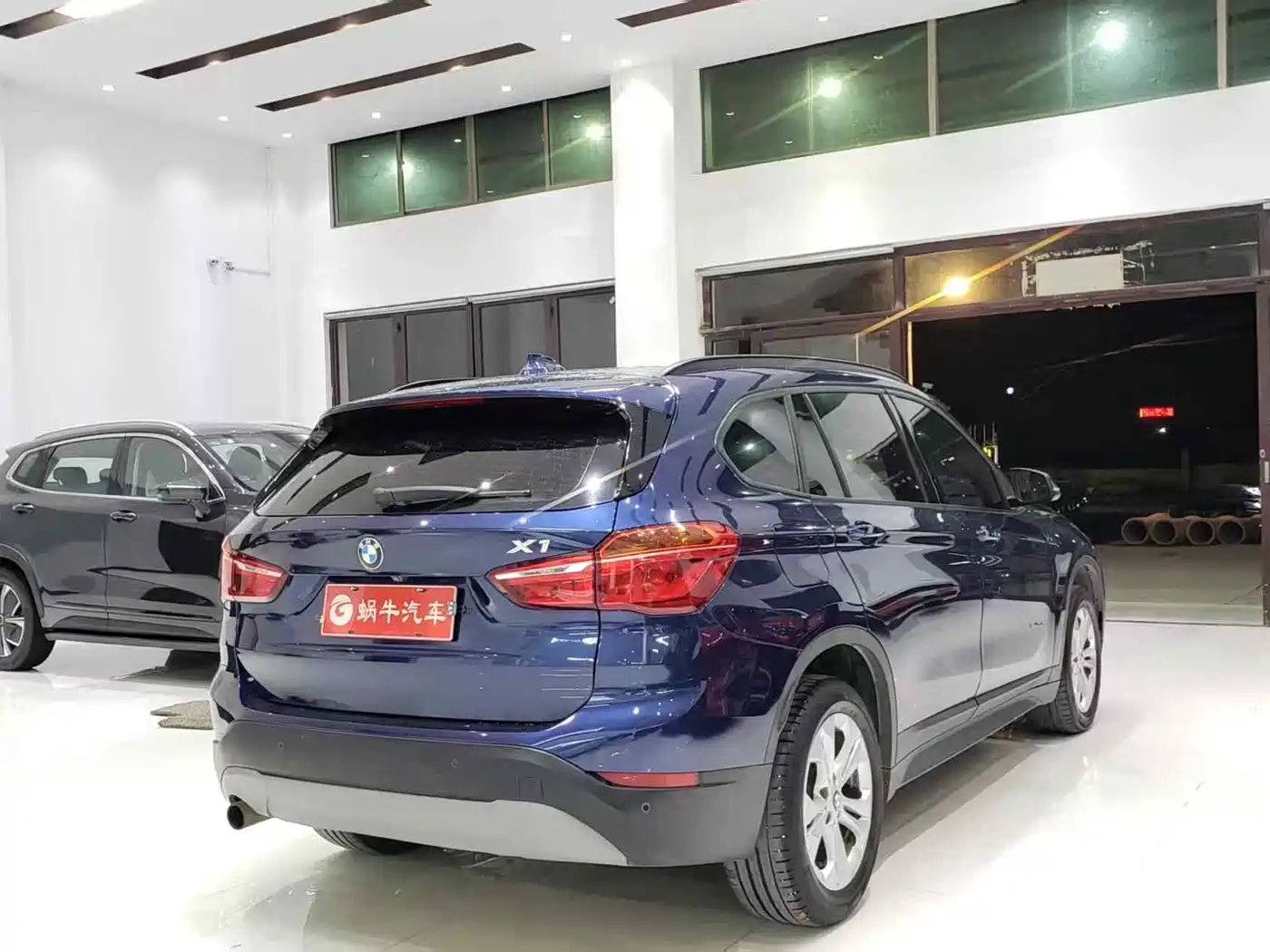 BMW X1 2016 sDrive18Li Premium Model фото 11