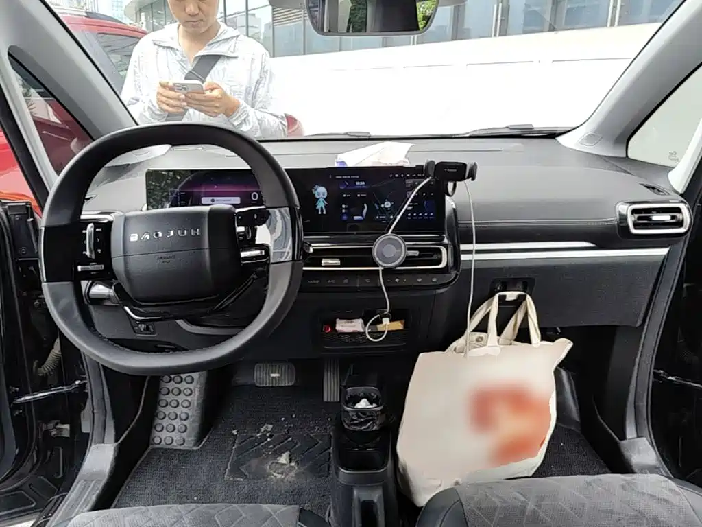 Baojun KiWi EV 2023 2023 DJI Edition LFP