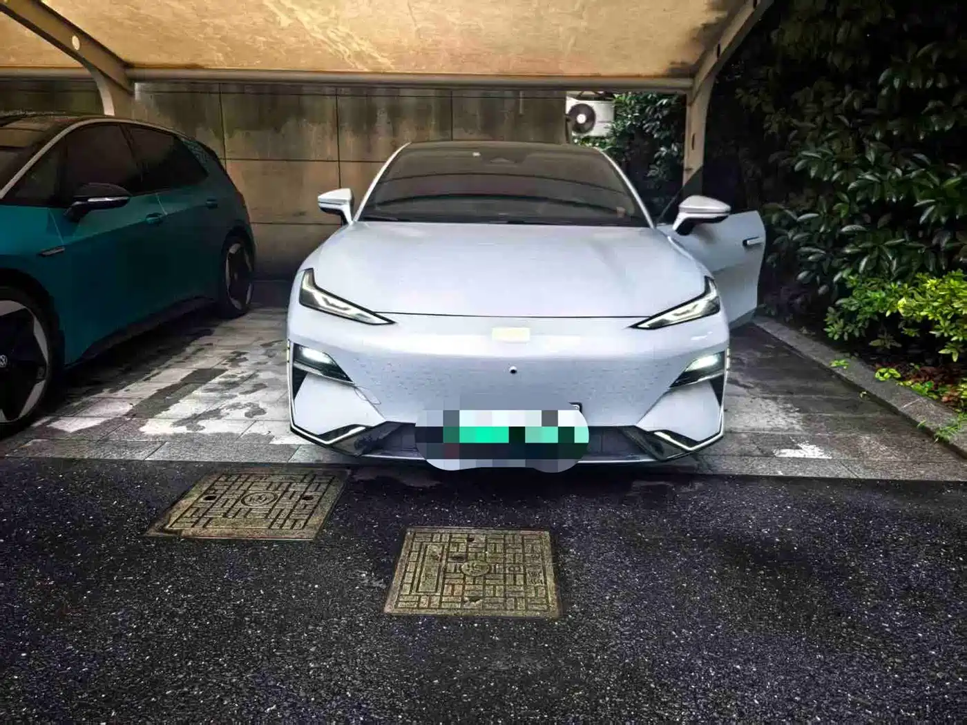 Geely Galaxy Galaxy E8 2024 2024 665km RWD Starship Voyager Edition