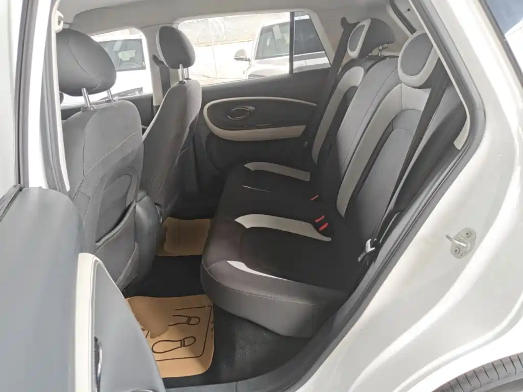 JAC Yiwei Yiwei 3 2024 2024 Beloved Edition 330km Lite