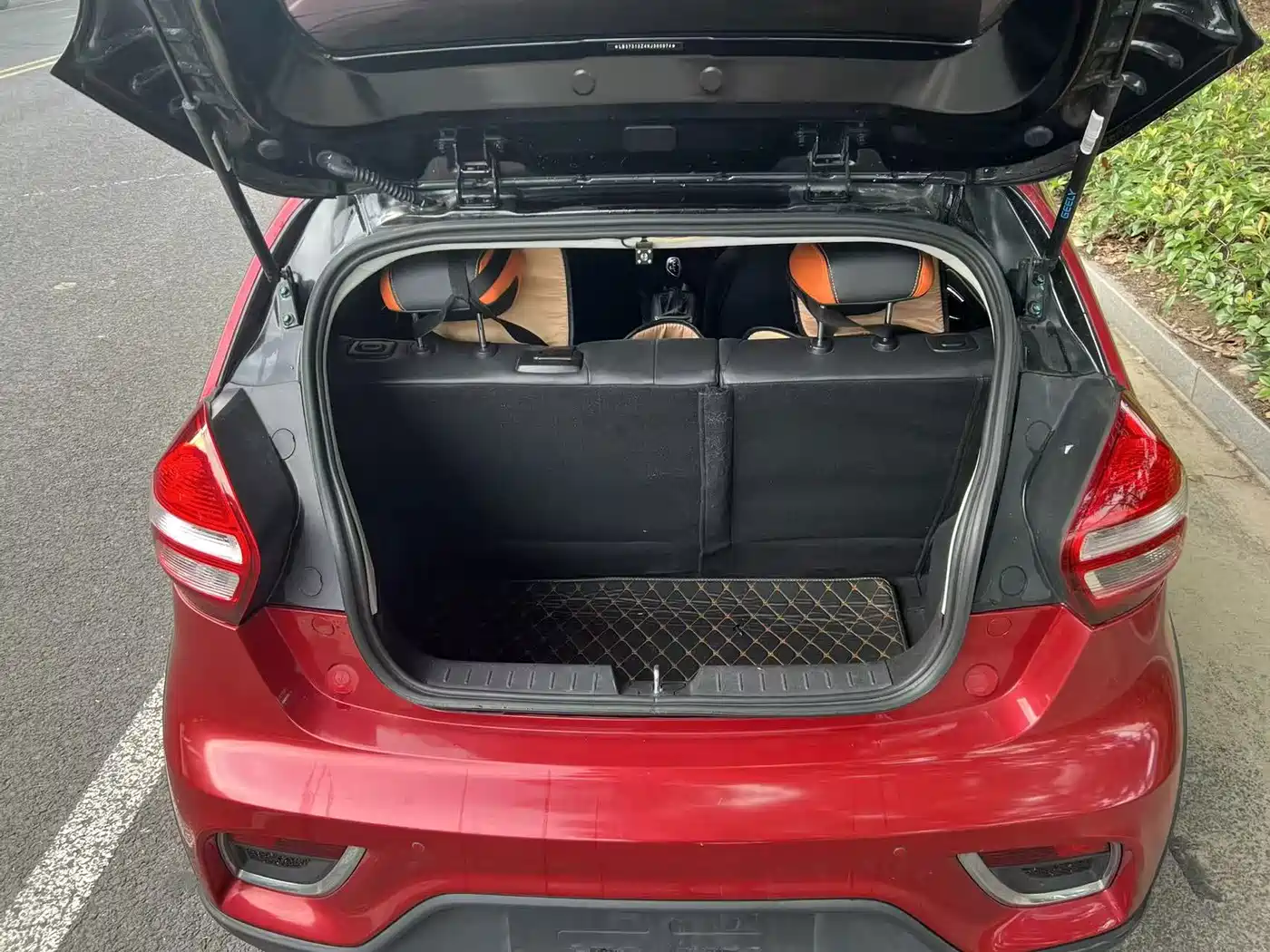 Geely Yuanjing X1 2019 2017 1.3L Auto Player Edition