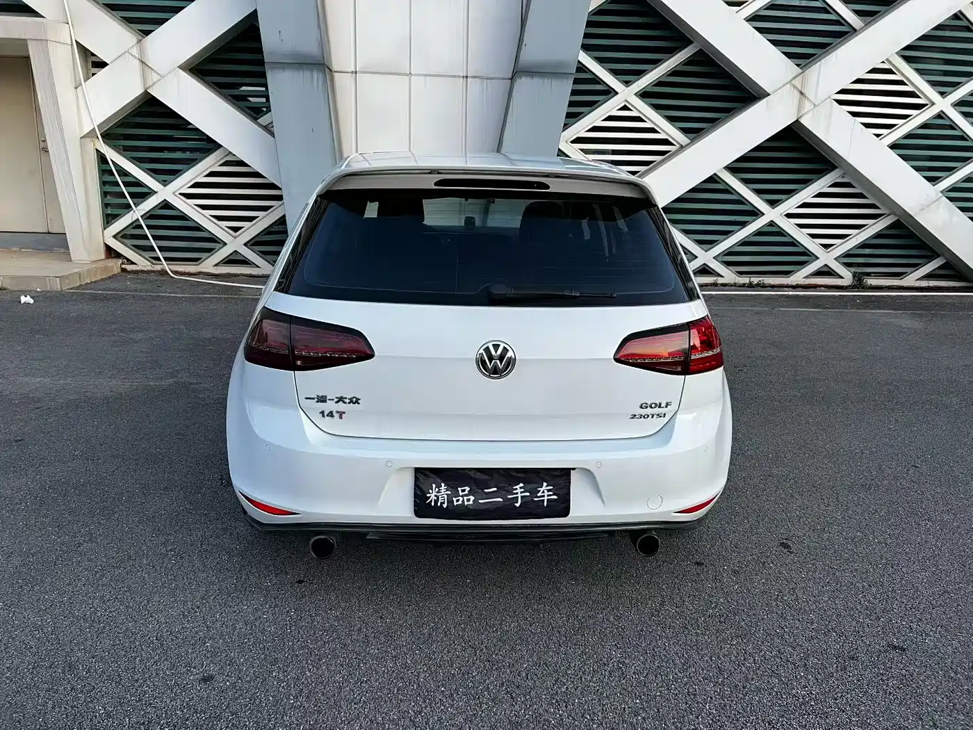 Volkswagen Golf 2016 230TSI Automatic Comfort фото 9