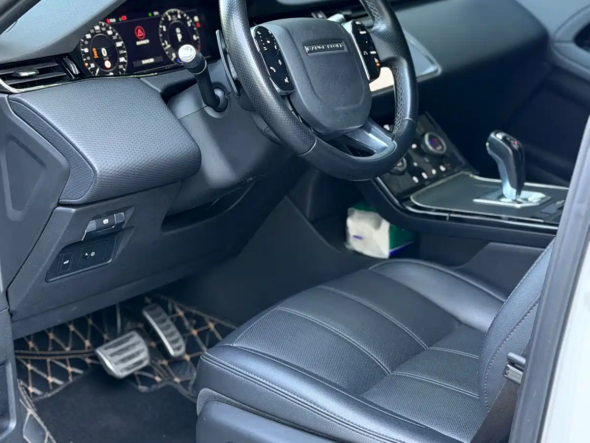 Land Rover Range Rover Evoque 2020 249PS R-DYNAMIC S Sport Edition фото 7