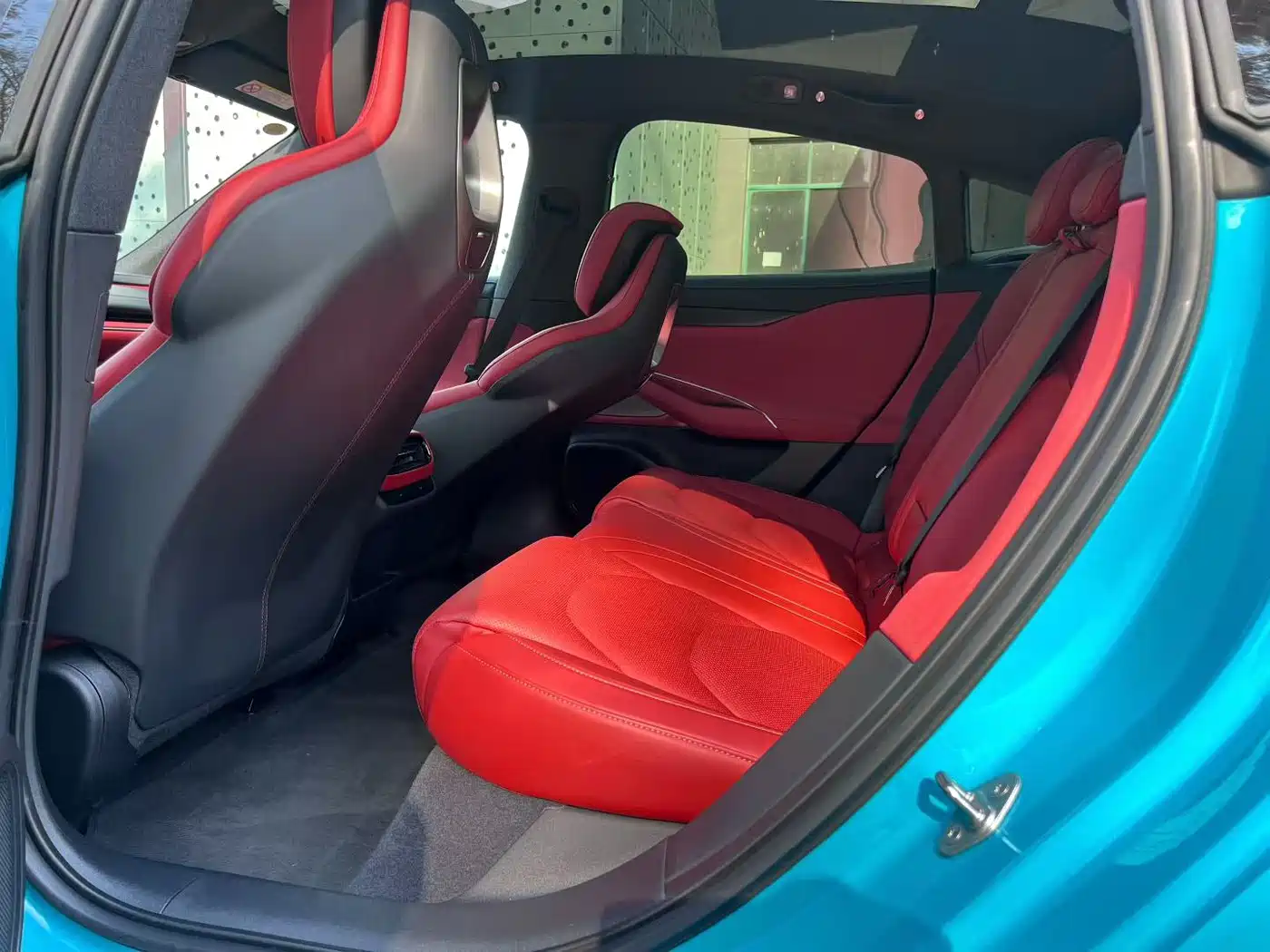 Xiaomi Auto Xiaomi SU7 2024 RWD Ultra Long Range Advanced Smart Driving Pro Edition фото 15
