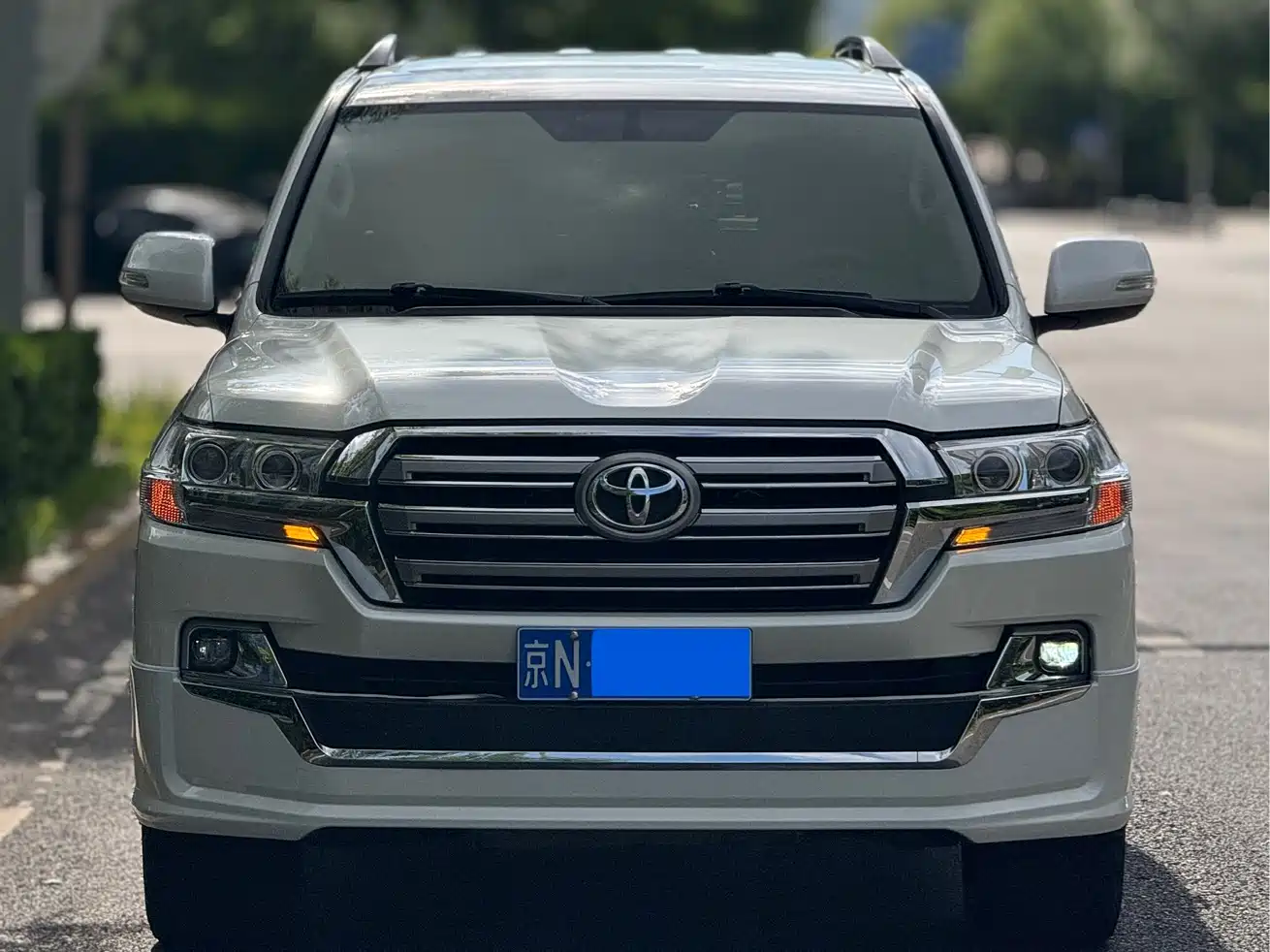 Toyota Land Cruiser (Import) фото 2