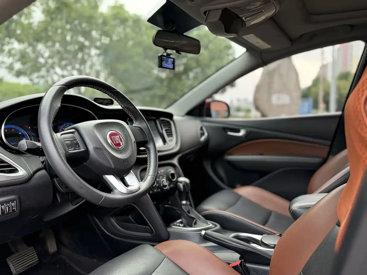 Fiat Viaggio 2016 2015 1.4T Auto Sport Edition
