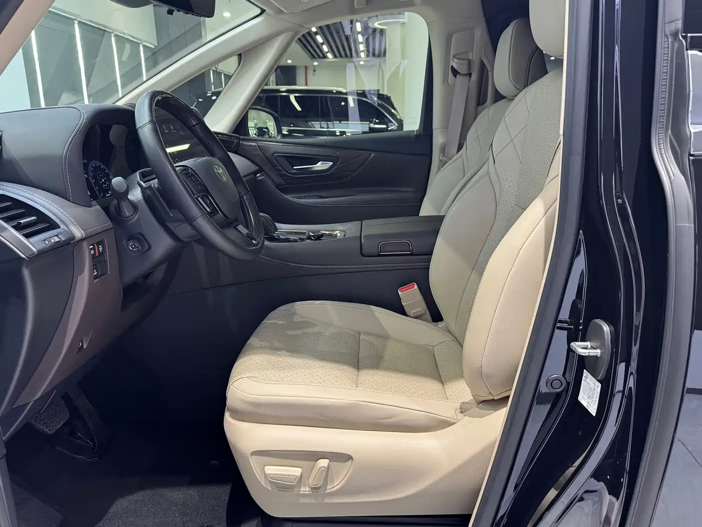 Toyota Alphard 2025 2024 Hybrid 2.5L Ultimate Enjoyment Edition