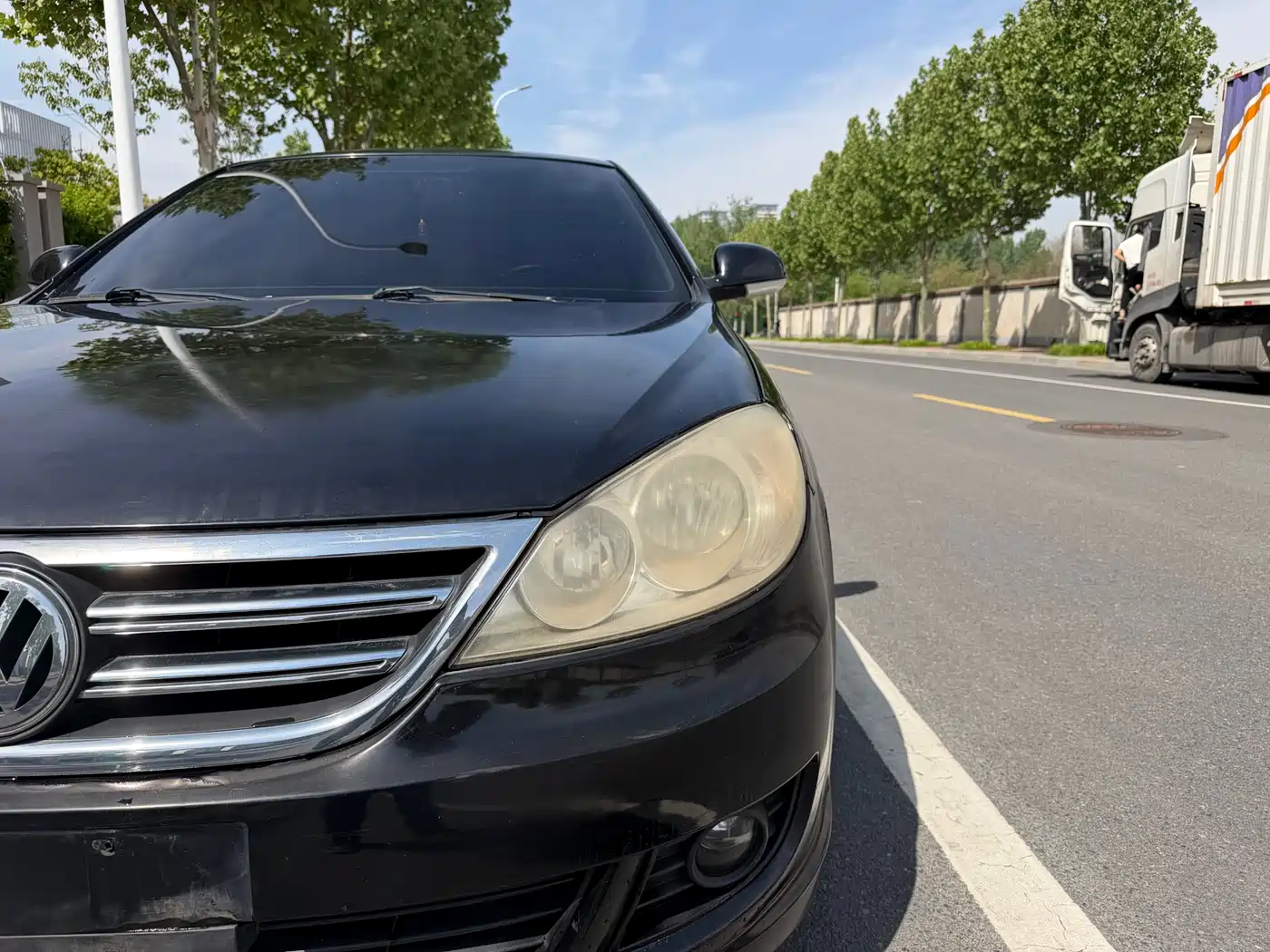 Volkswagen Lavida 2011 2.0L Automatic Pinyou Edition фото 4