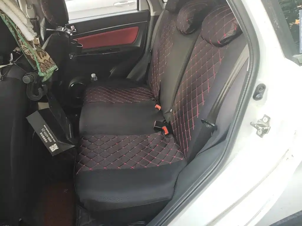 BAIC Senova X25 2016 2015 1.5L Automatic Luxury