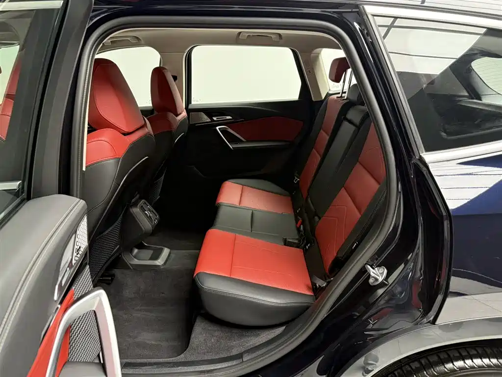 BMW X1 2024 sDrive25Li X Design Package фото 12