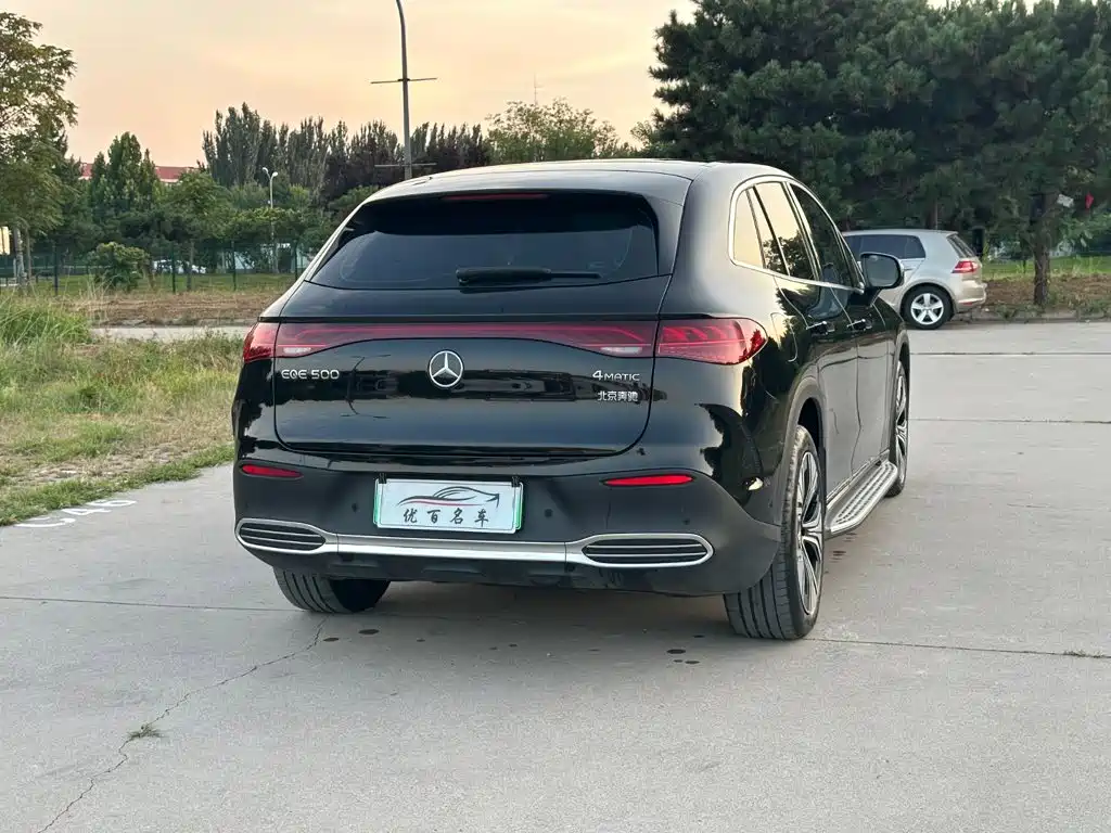 Mercedes-Benz EQE SUV 2026 2024 500 4MATIC Pioneer Edition