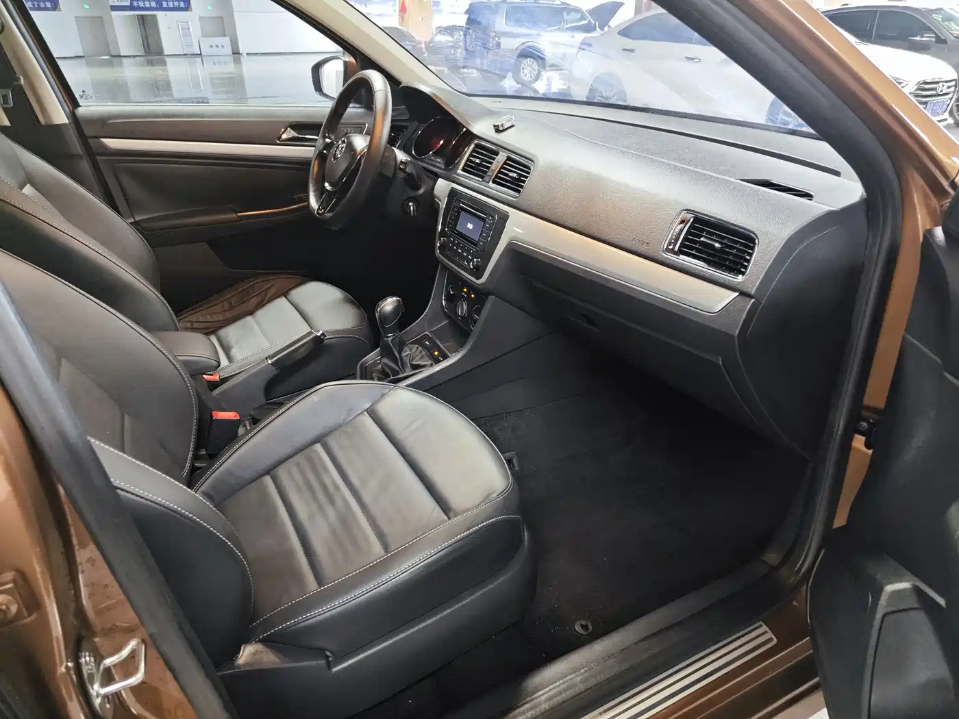 Photo 10 - Volkswagen Lavida Tour