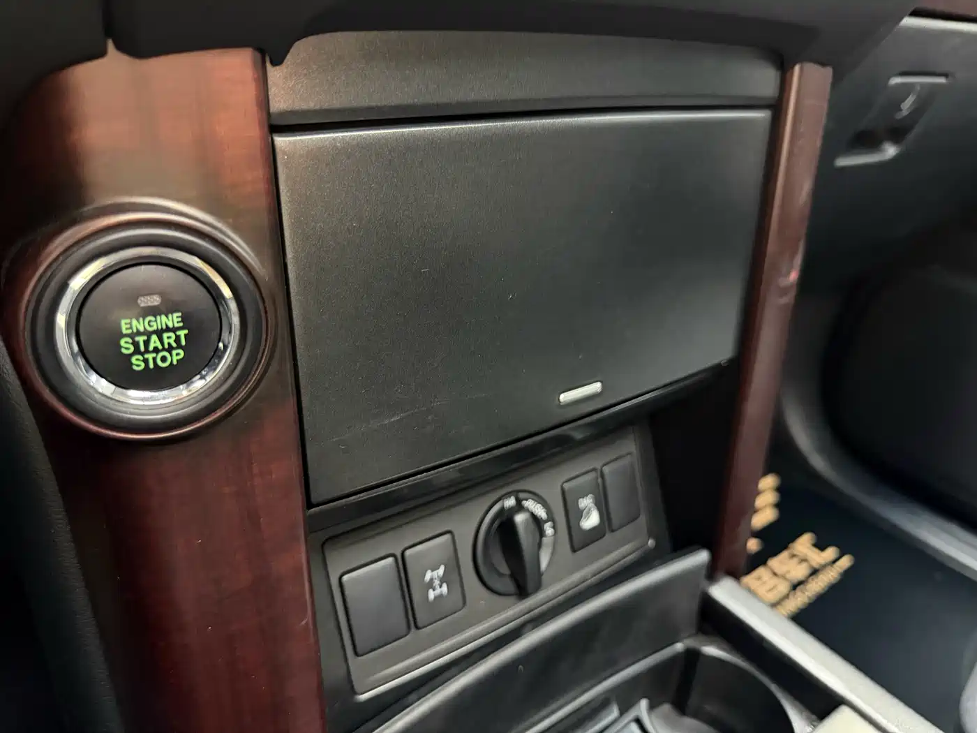 Toyota Prado 2014 4.0L Automatic TX-L фото 36
