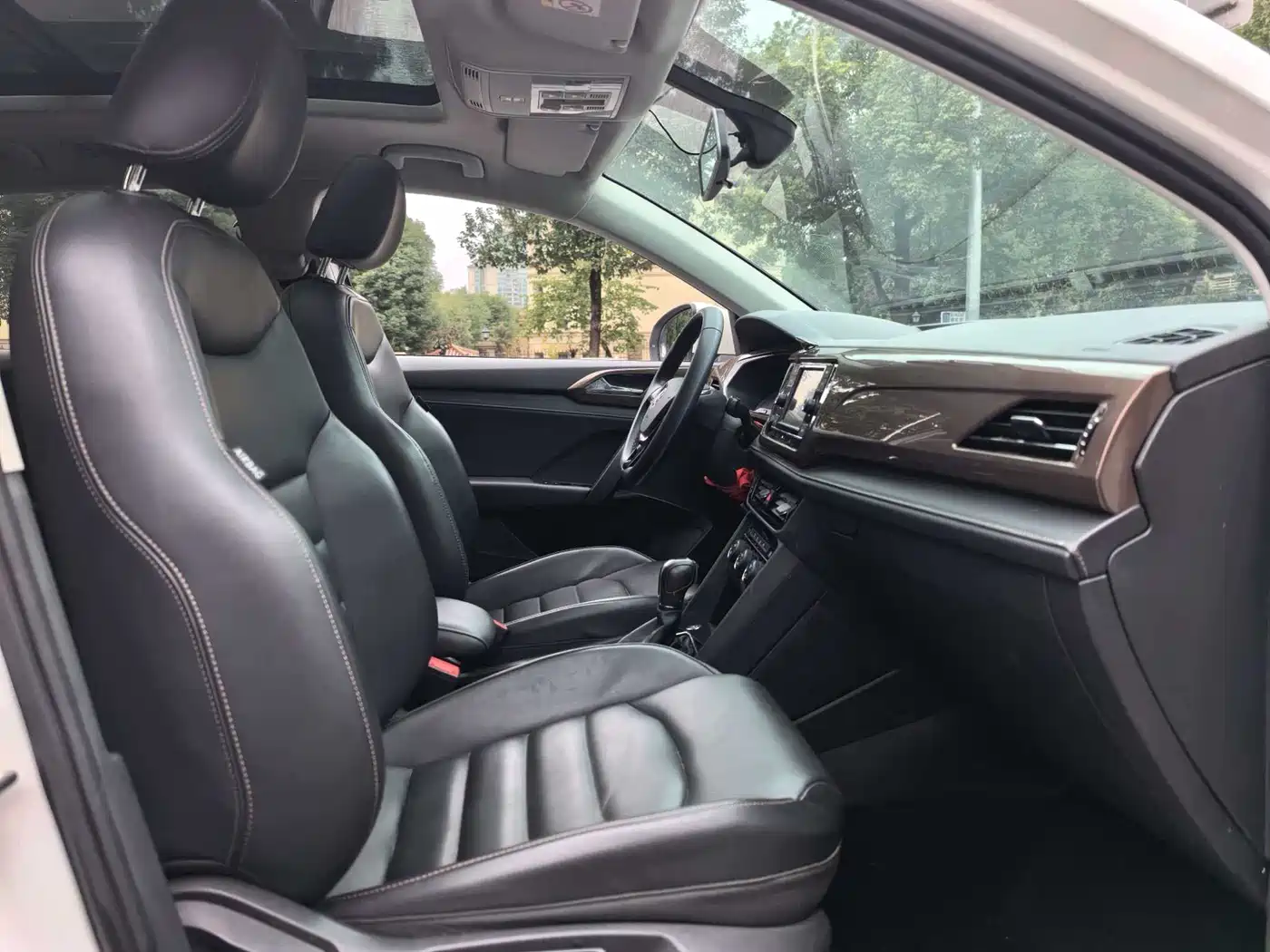 Volkswagen Tharu 2020 280TSI 2WD Comfort Edition China VI фото 9