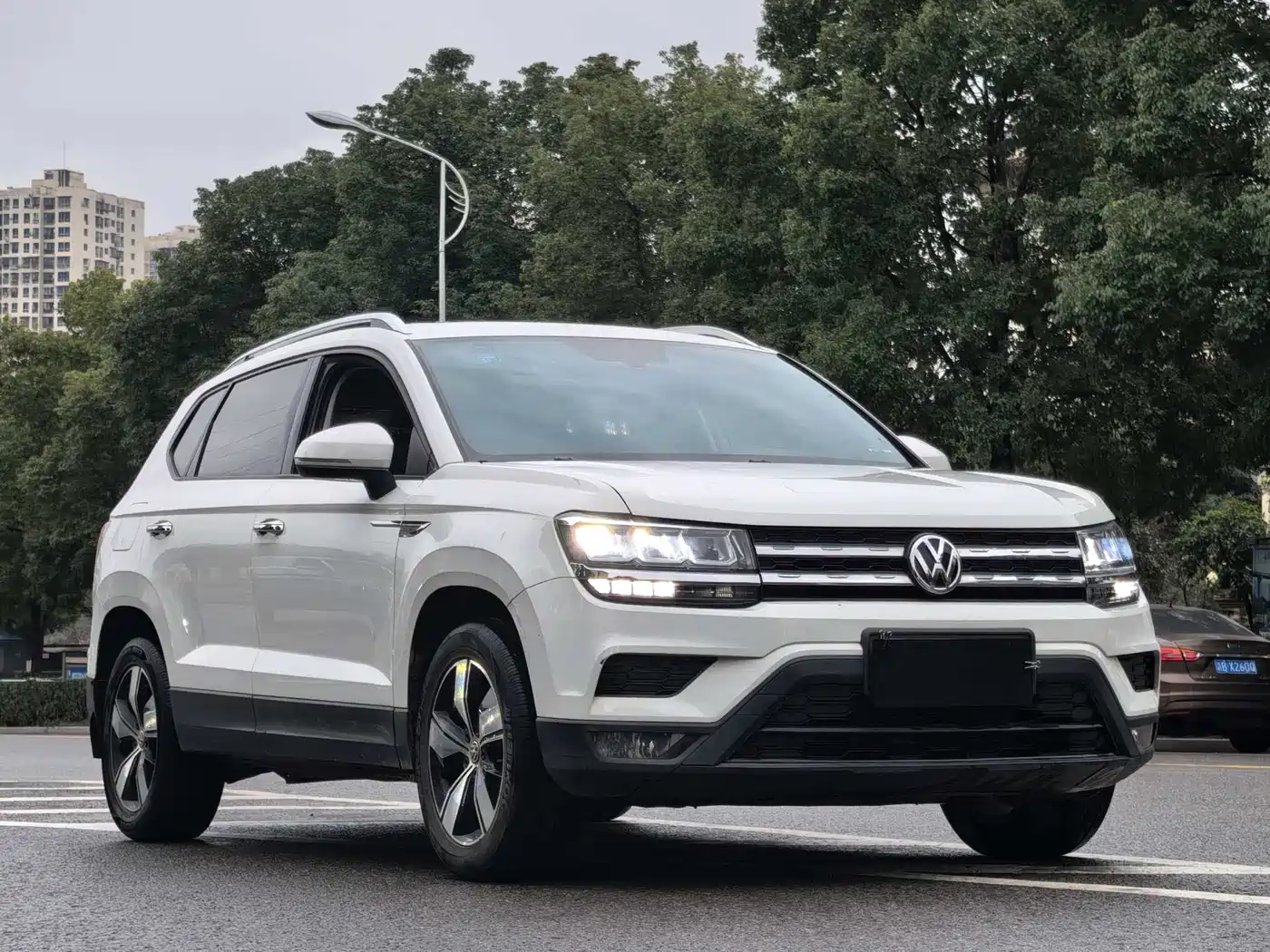 Volkswagen Tharu 2020 280TSI 2WD Comfort Edition China VI фото 3