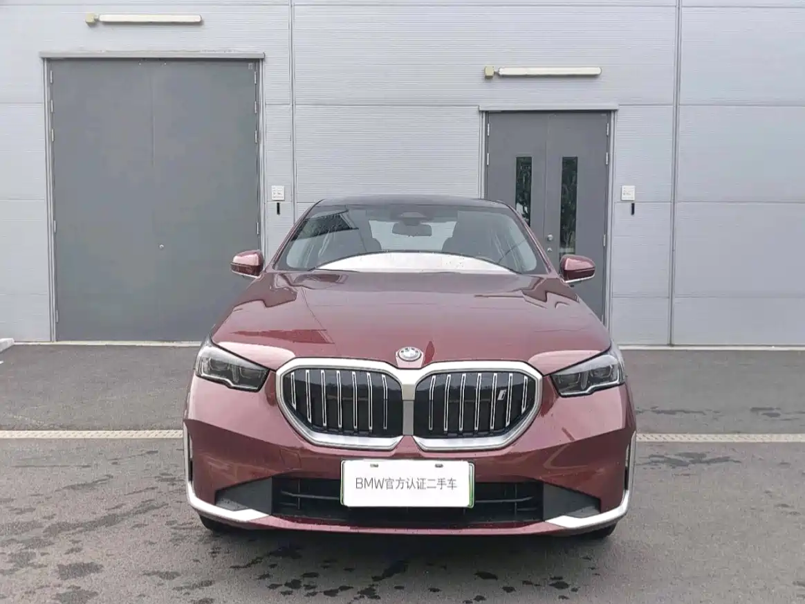 BMW i5 2025 2025 eDrive 35L Luxury Package