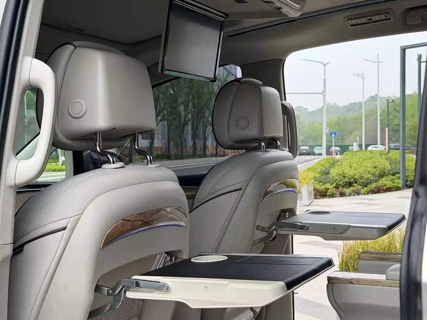 Buick GL8 2018 ES 28T Luxury Type China VI фото 11