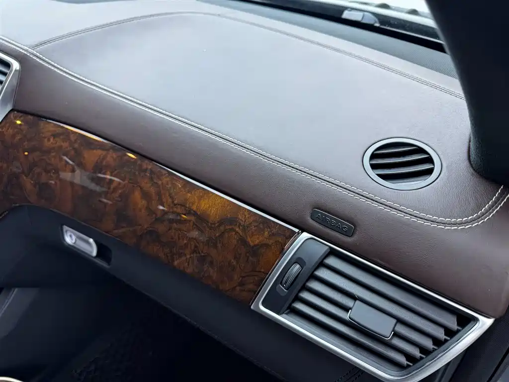 Mercedes-Benz GL-Class фото 16