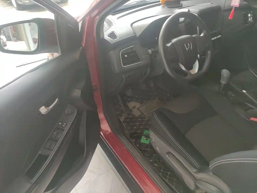 Luxgen Rui 3 2017 2016 1.6L Manual Premium
