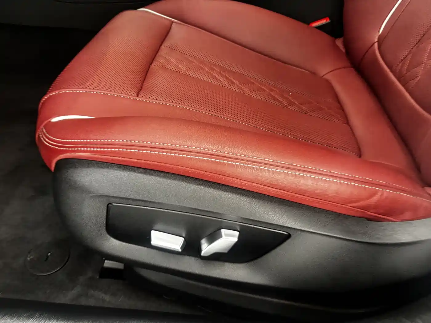 BMW 5 SERIES NEW ENERGY