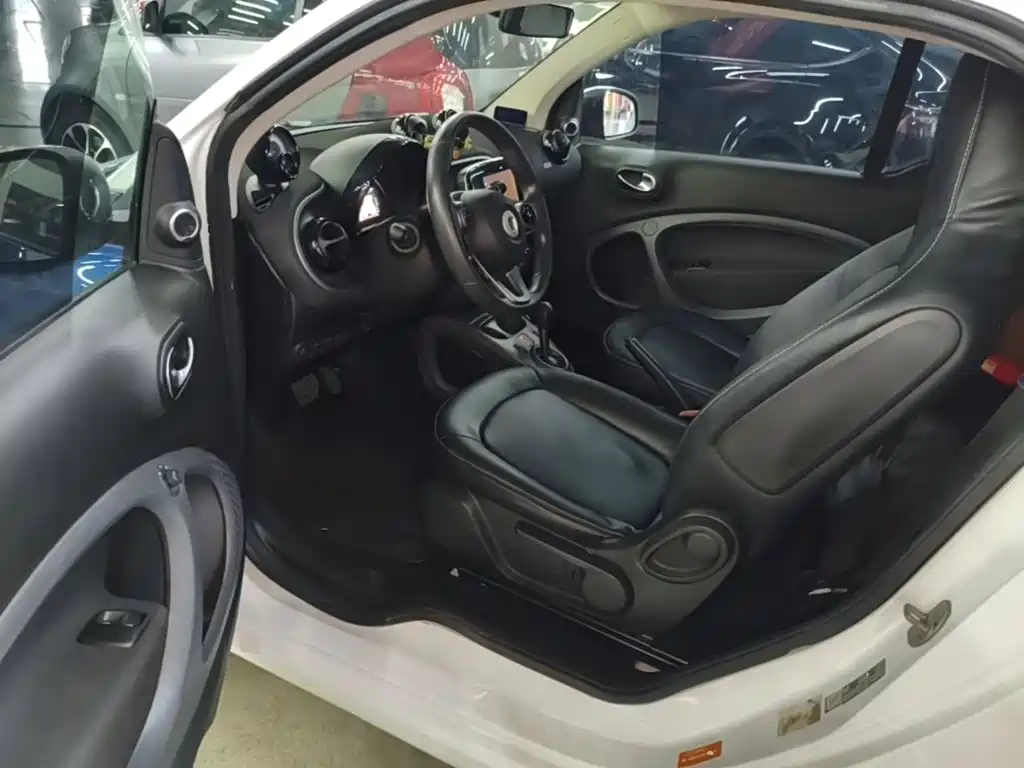 smart fortwo 2018 2017 Model 1.0L 52kW New Sound Special Edition China V