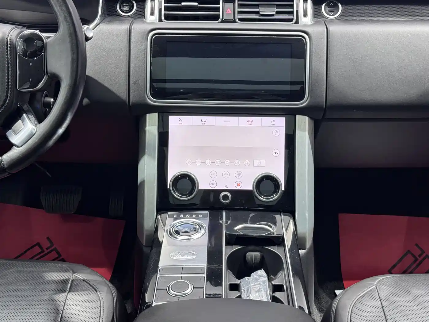 Land Rover Range Rover 2018 3.0 SC V6 Golden Age Edition фото 21