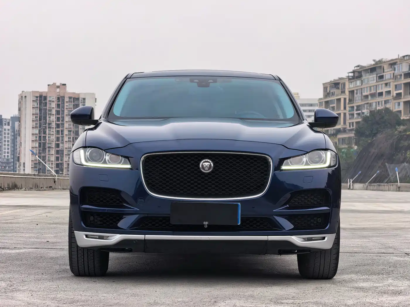 Jaguar F-PACE 2018 2018 2.0T 4WD Urban Premium Edition