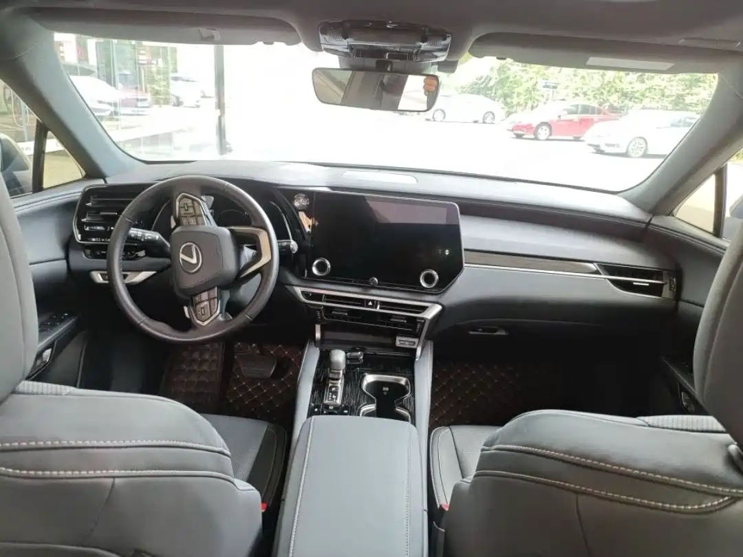 Фото 3 - Lexus RX