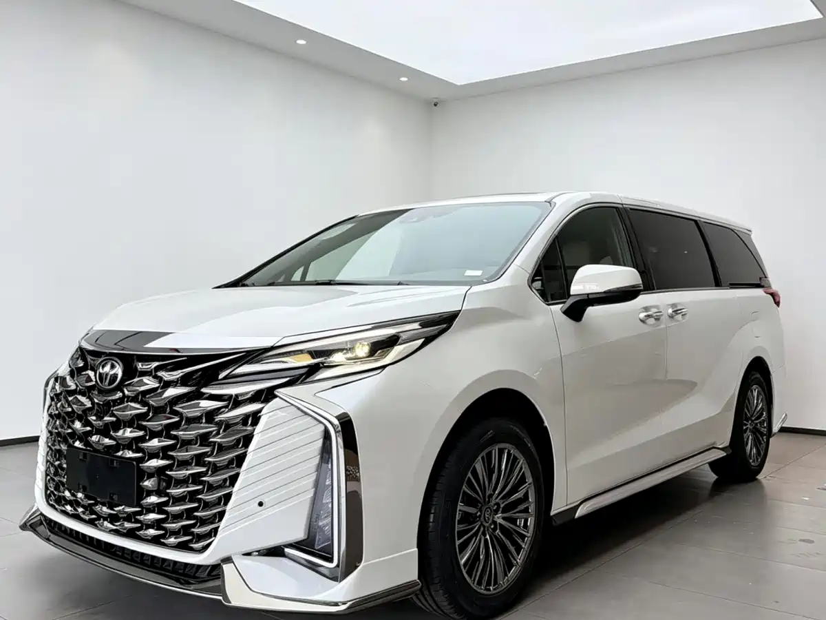 Toyota Granvia 2026 2026 Model 2.5L Hybrid Comfort Edition