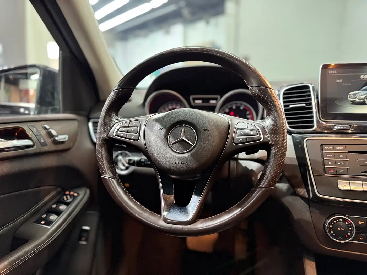 Mercedes-Benz GLE 2015 GLE 400 4MATIC фото 10