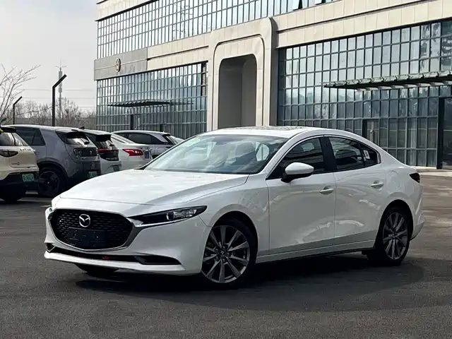 MAZDA 3 ANGKESAILA