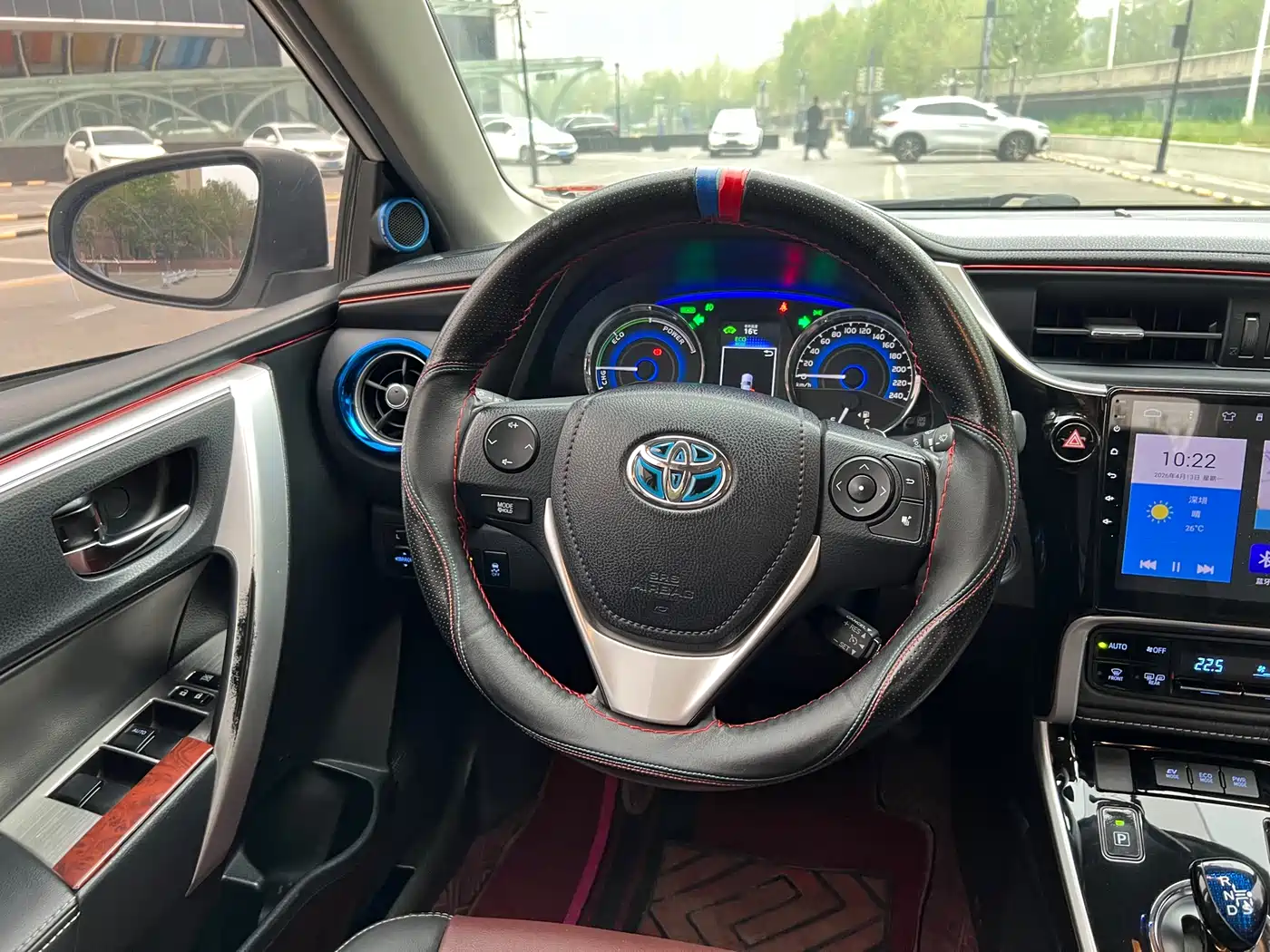 Toyota Corolla 2018 Hybrid 1.8L E-CVT Smart Edition фото 20
