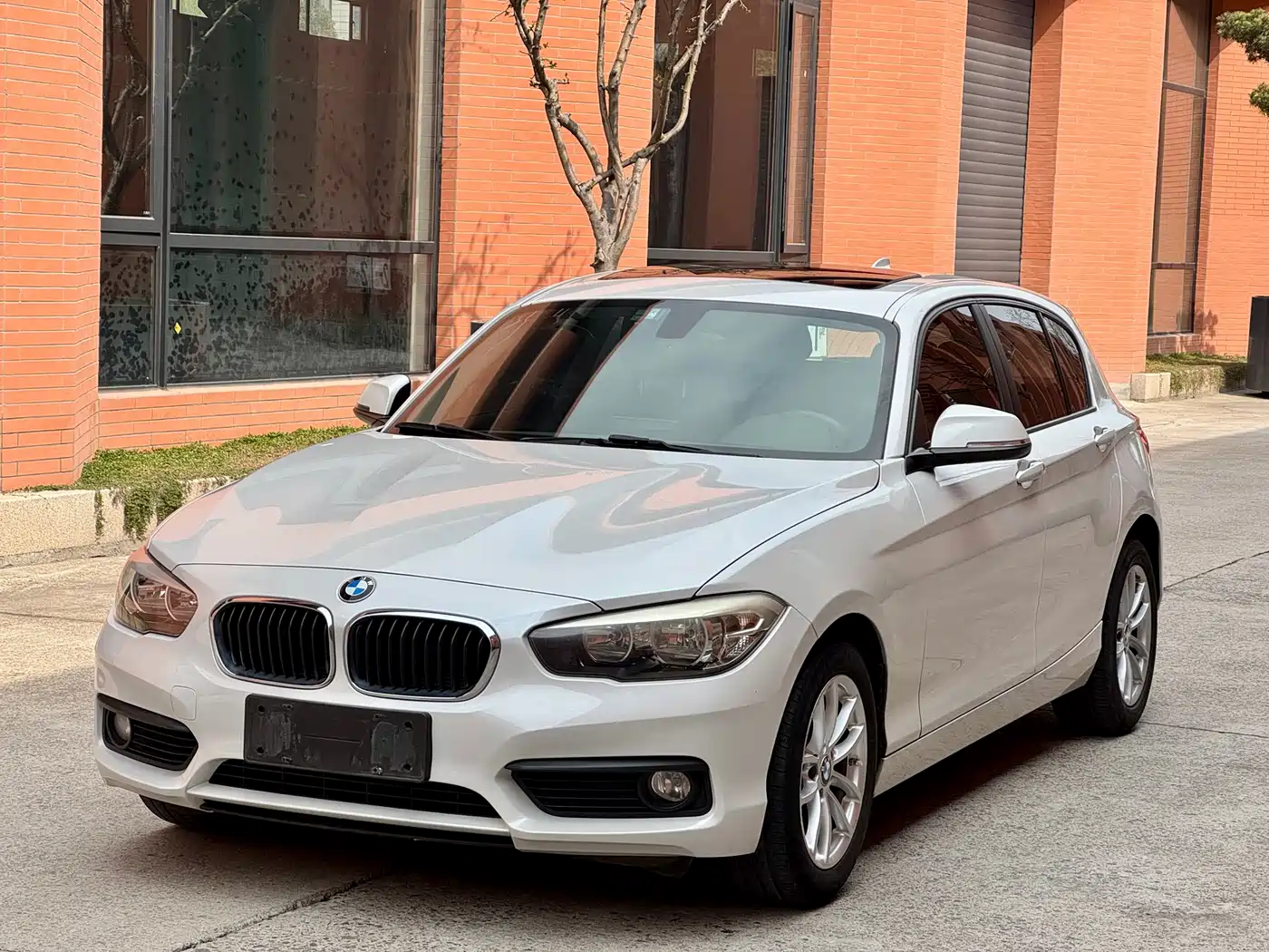 BMW 1 Series (Import) 2016 118i Leading