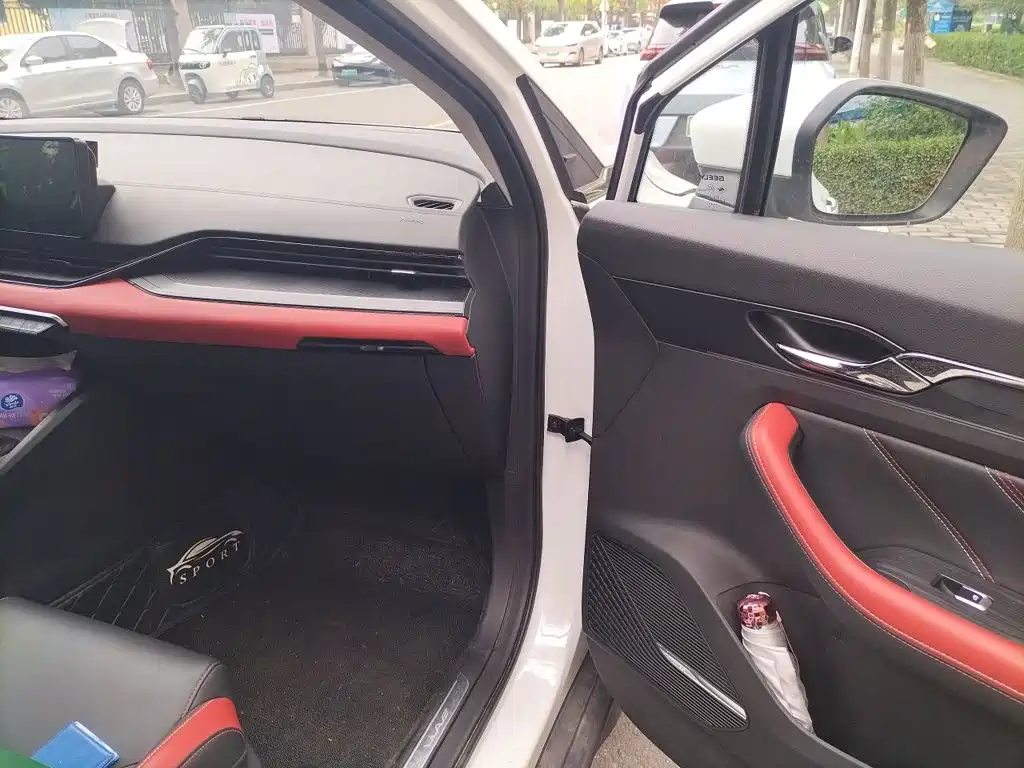 Geely Emgrand S 2022 2021 1.4T CVT Premium