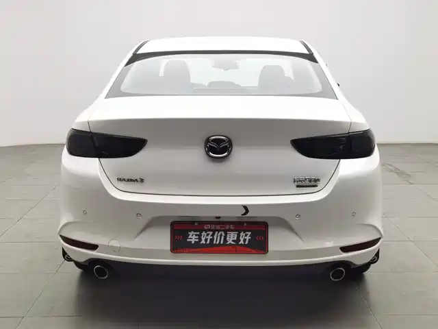 Mazda Mazda3 Axela 2021 2.0L Automatic Quality Elegance — фото 4