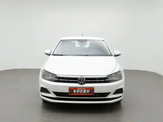 Volkswagen Polo 2023 Facelift Plus 1.5L Auto Joyful Living Edition — фото 3