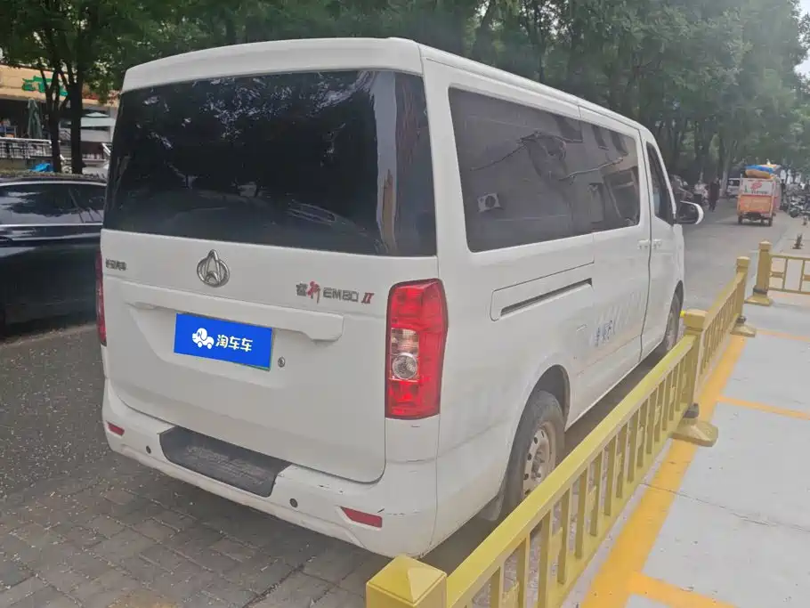 Changan Kaicheng Changan Ruixing EM80 2025 2025 Model Passenger Version Comfort Type 6-seater 300km Tailgate