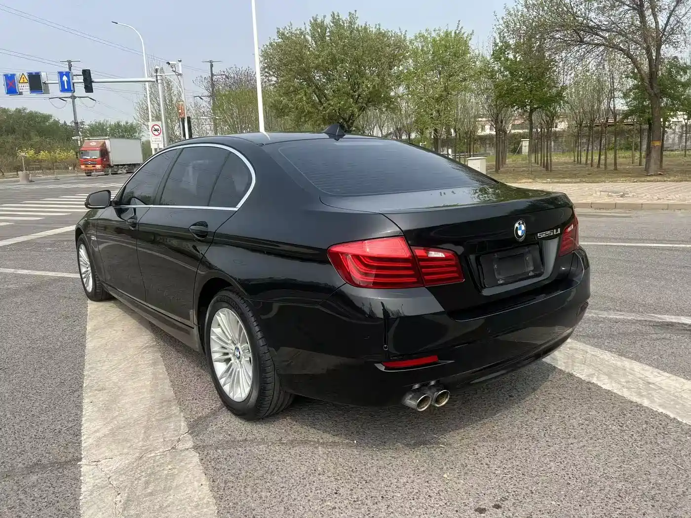 BMW 5 Series 2013 525Li Leadership фото 7
