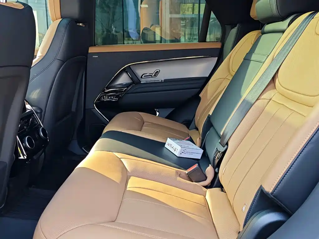 Land Rover Range Rover Sport 2024 400PS Dynamic HSE фото 8