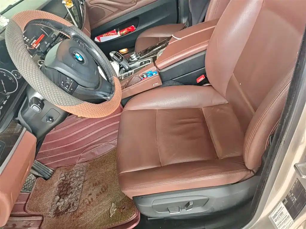 BMW 5 Series 2017 525Li Leading Edition фото 15