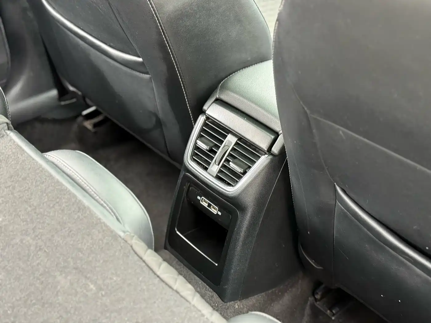 Škoda Octavia 2018 TSI230 DSG Luxury Edition фото 12