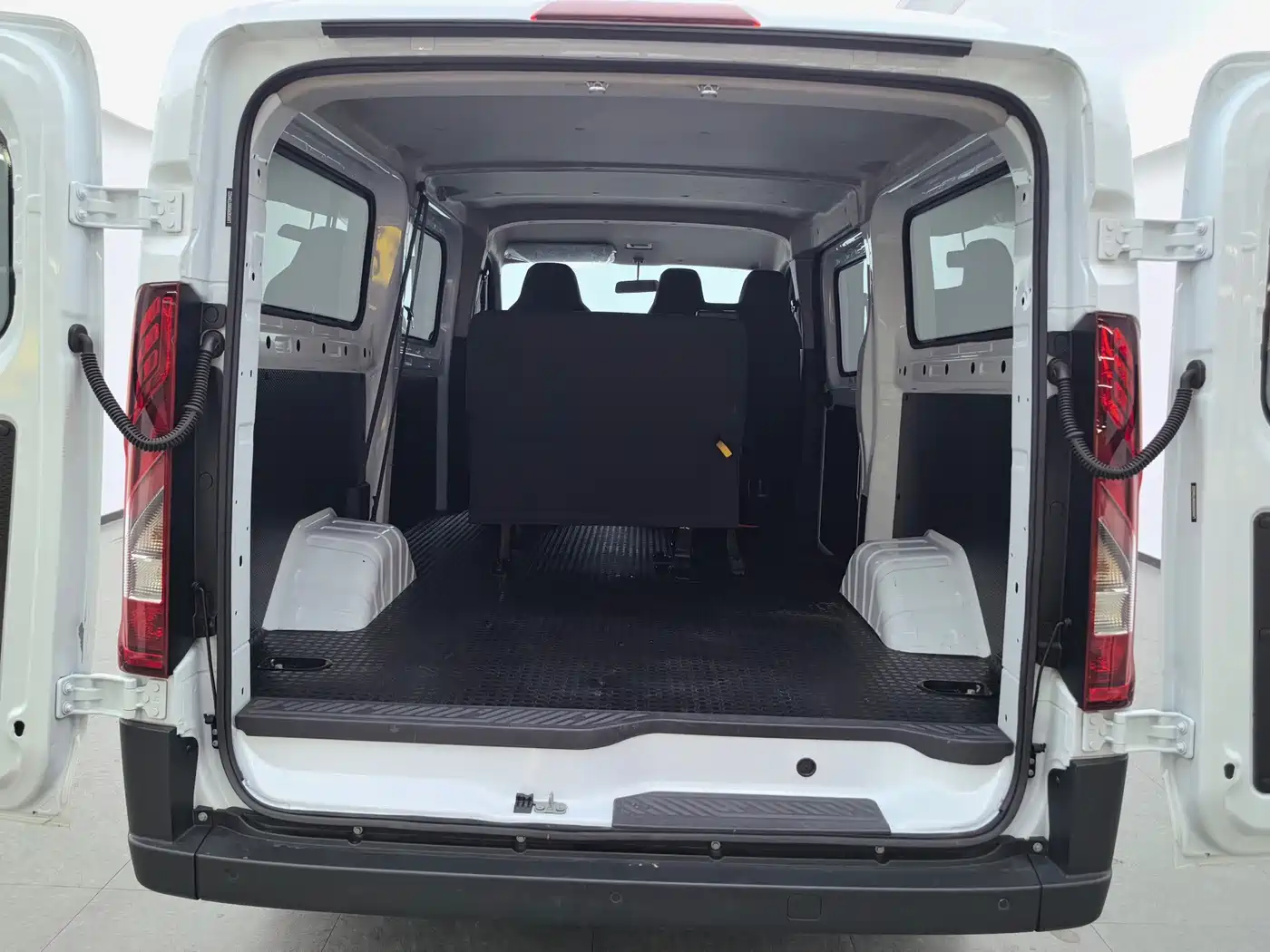 Jiangling E-Fushun 2025 2025 Clear Window Version 41.86kWh Short Wheelbase Low Roof