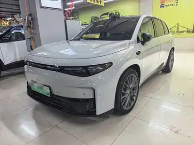 Leapmotor C10