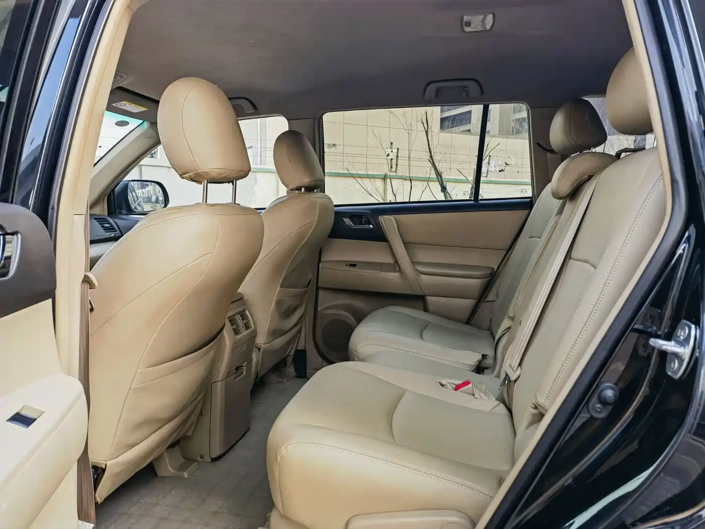 Toyota Highlander 2012 2.7L 2WD 5-seater Elite Edition фото 8